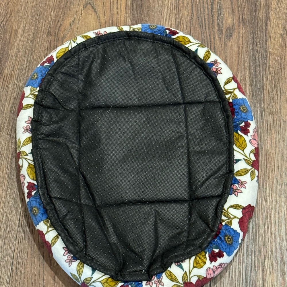 Small pet bed - Picture 2 of 3